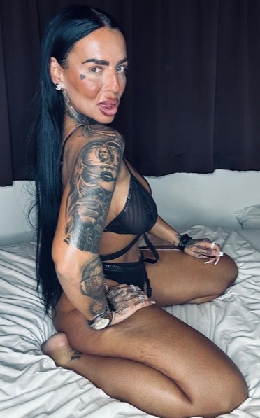 Escorte Orăștie – Dame de Companie, Masaj Erotic, Cluburi pentru Adulți, Publi24 Orăștie